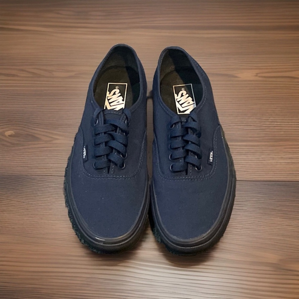 Vans Unisex Lo Pro Blue/ Black Canvas Lace Skate Sneakers 6.5 pre- owned 🔥🔥🔥🔥